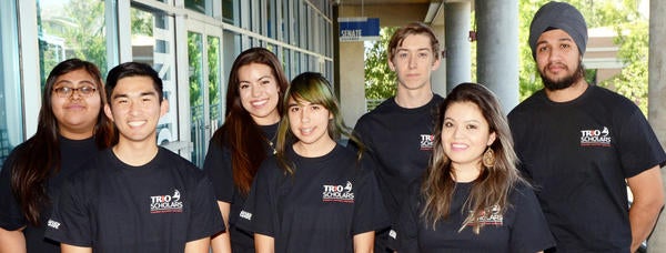 Photo of students from the UCR TRIO Scholars program.